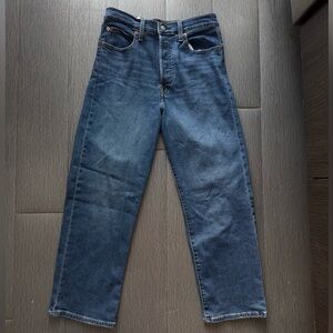 Levi Ribcage Straight Ankle Jean